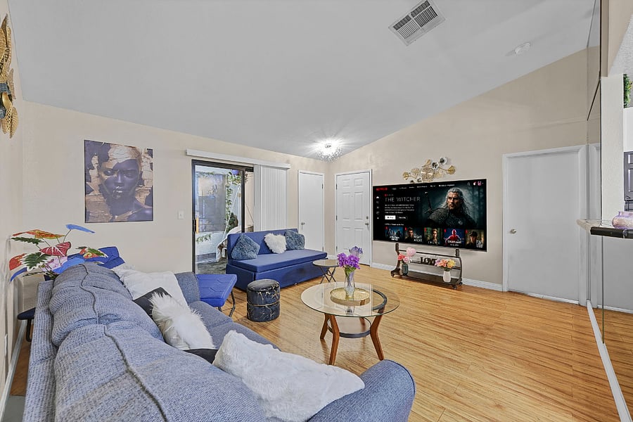 Furnished Finder property 1030194_1 photo 3
