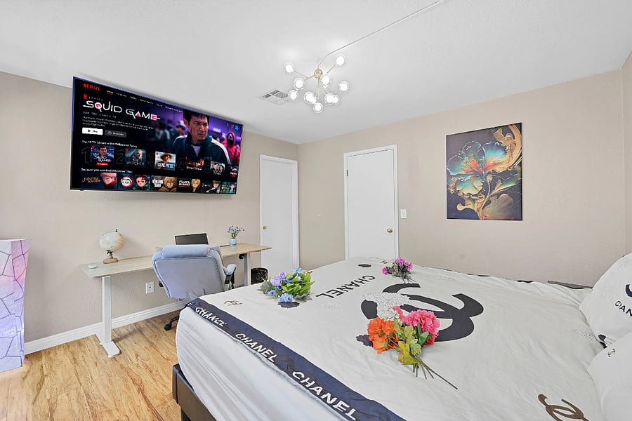 Furnished Finder property 1030194_1 photo 25