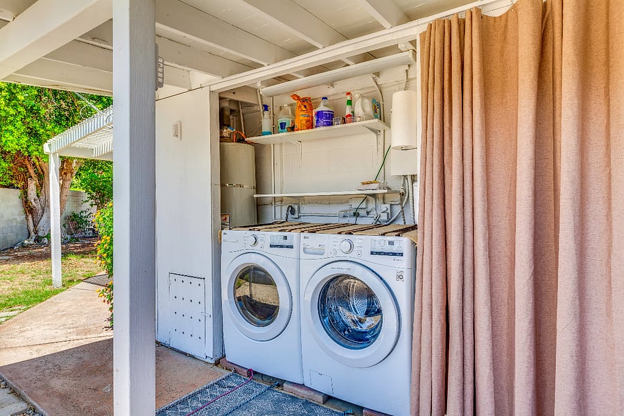 Full Size Washer and Dryer (located under patio cover outside)