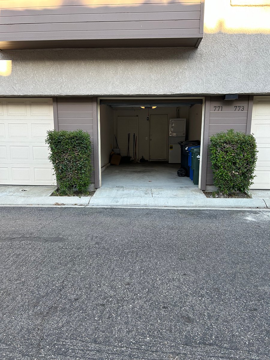 Furnished Finder property 1030235_1 photo 24