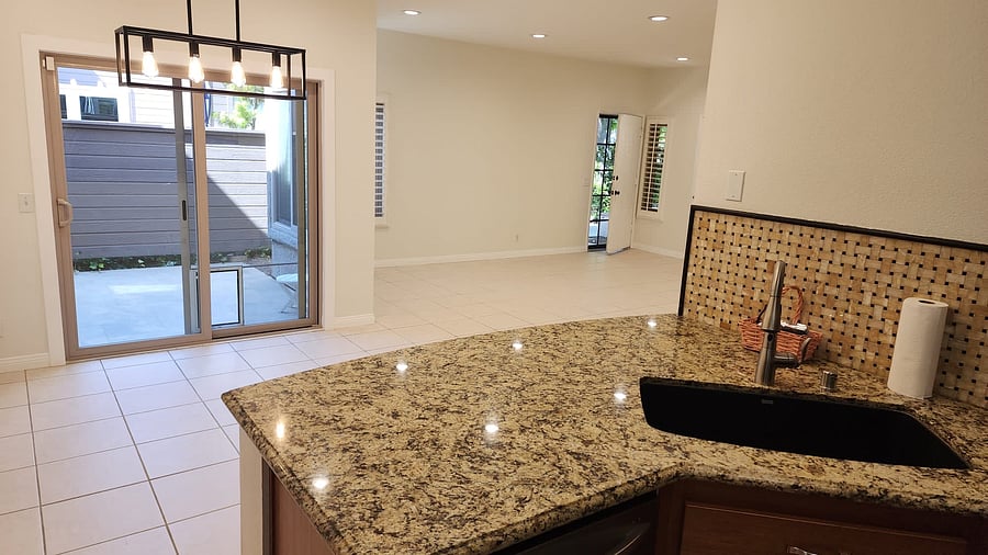 Furnished Finder property 1030235_1 photo 3