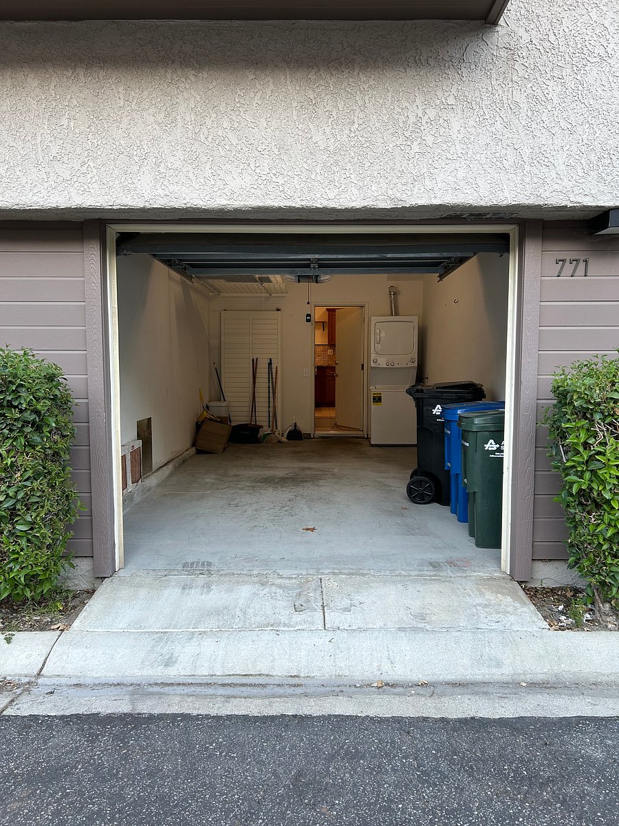Furnished Finder property 1030235_1 photo 23