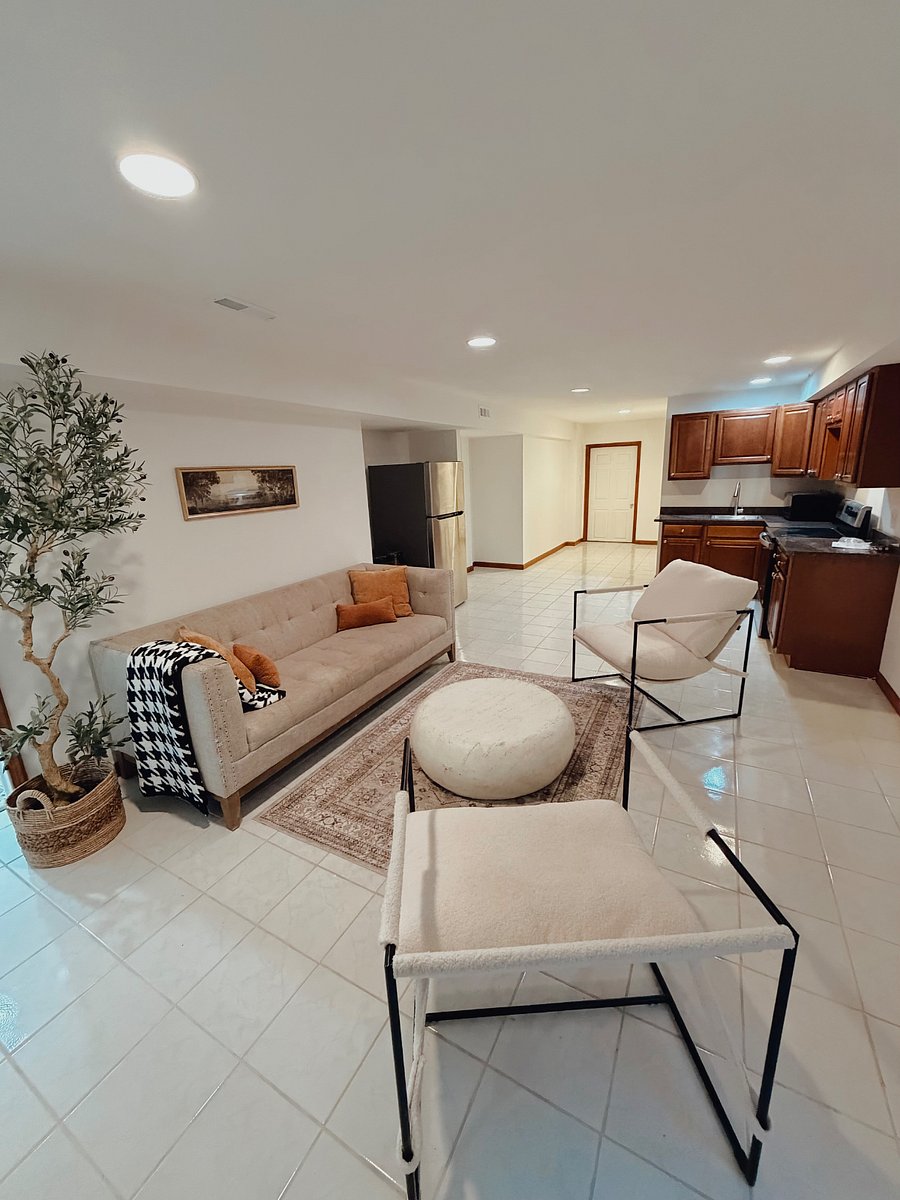 Furnished Finder property 1030248_1 photo 2