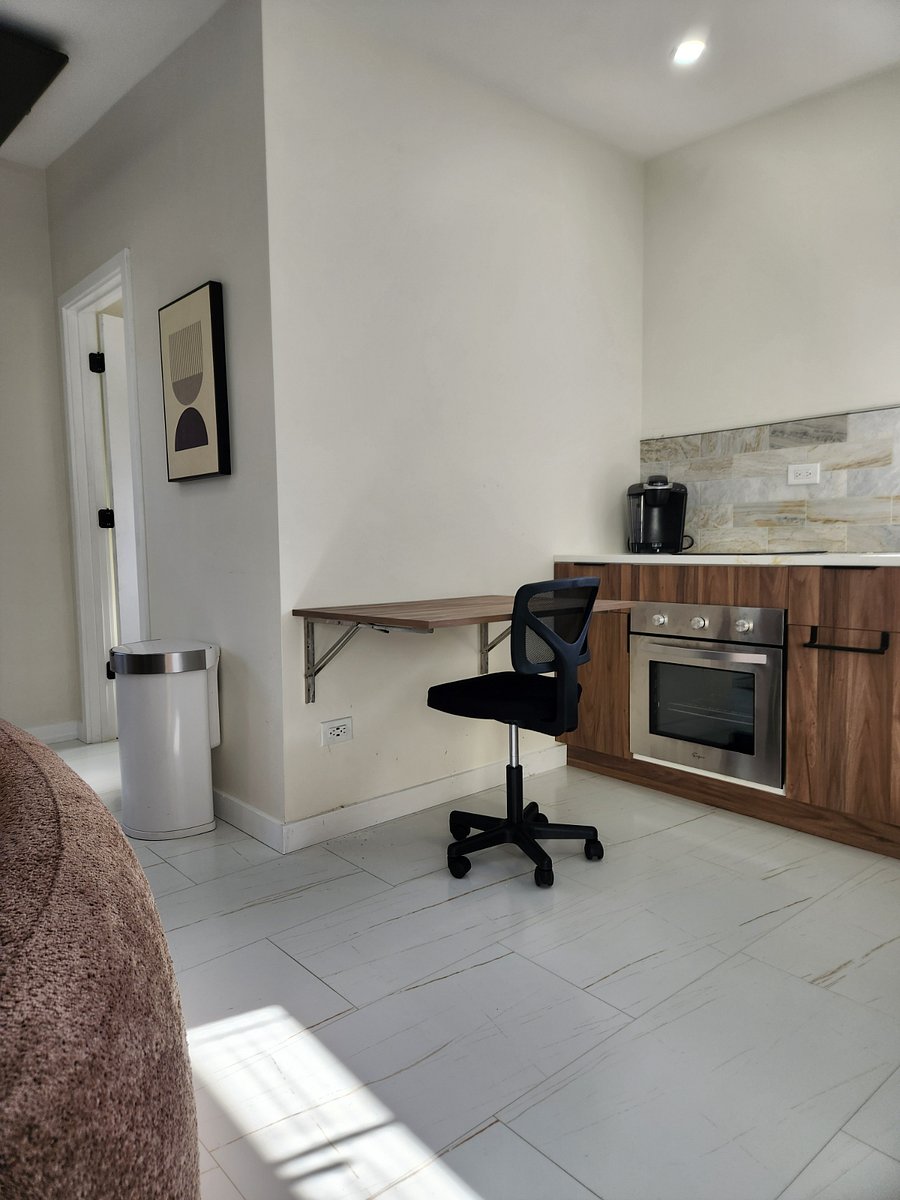 Furnished Finder property 1030254_1 photo 3