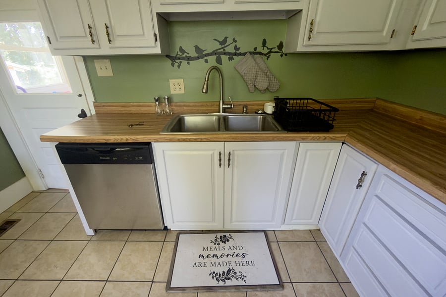 Plenty of room to prep and cook a meal, for yourself or visiting family while you are in Brevard.
