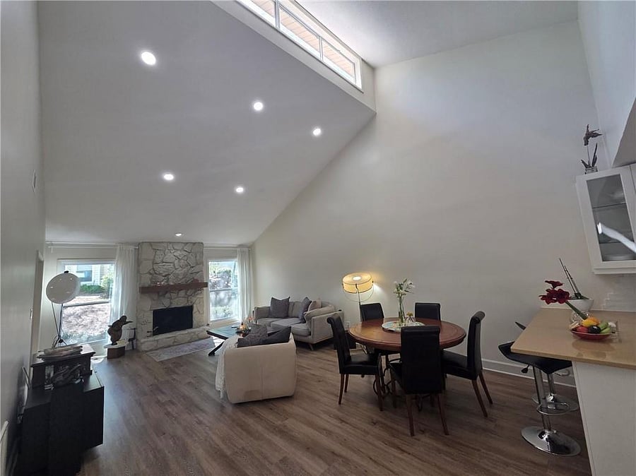 Furnished Finder property 1030277_1 photo 3
