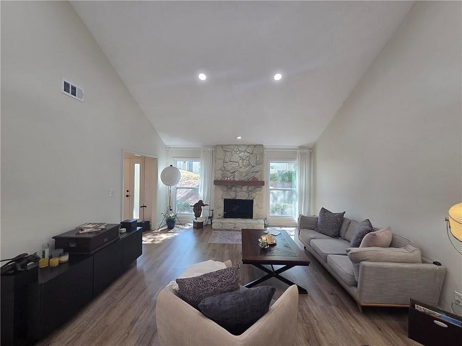 Furnished Finder property 1030277_1 photo 4
