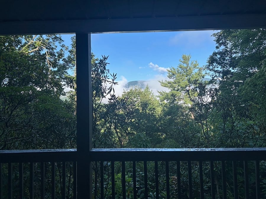 Quiet and private mountainside setting