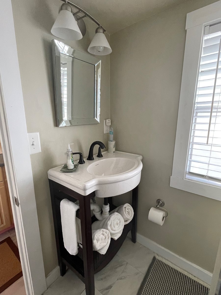 Furnished Finder property 1030303_1 photo 16
