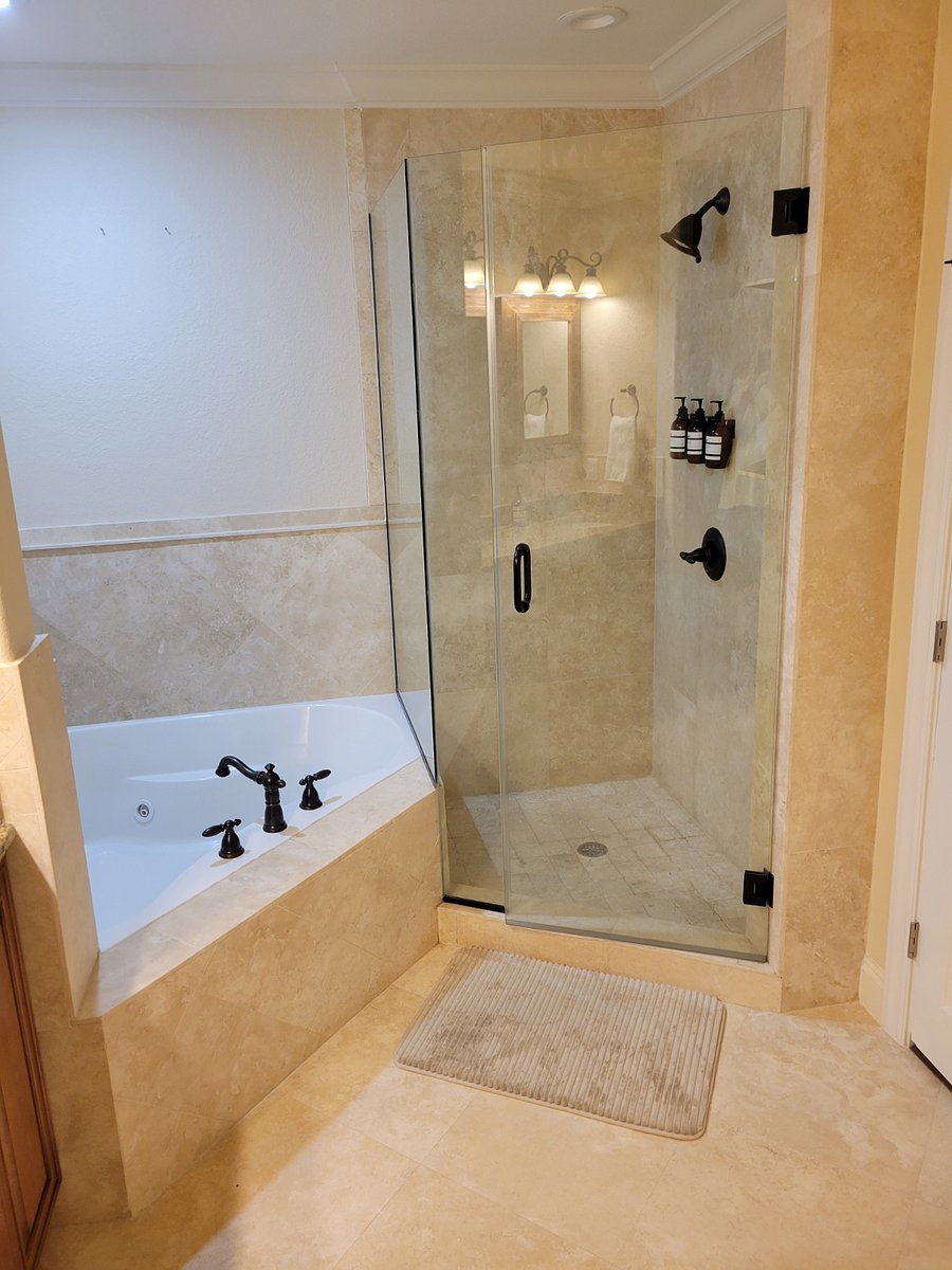 Primary Bathroom Shower and Tub
