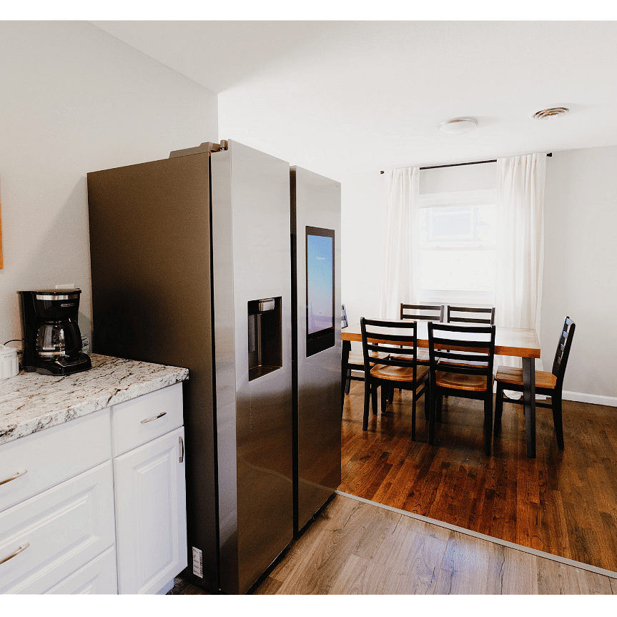 Kitchen and dining, smart fridge
