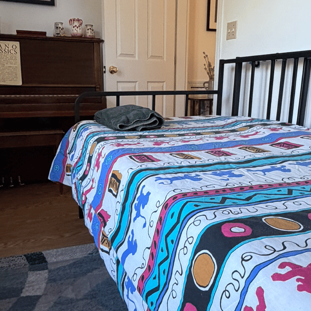Second bedroom with twin daybed and twin trundle