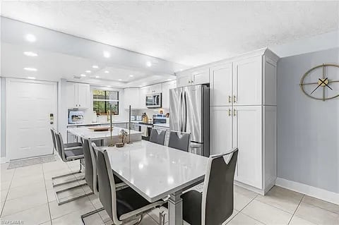 Furnished Finder property 1030352_1 photo 3