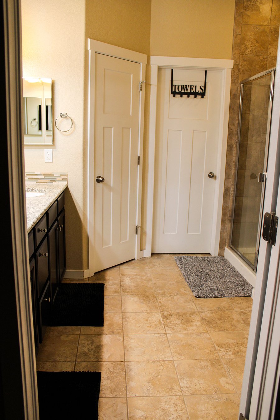 Master Five Piece Bathroom