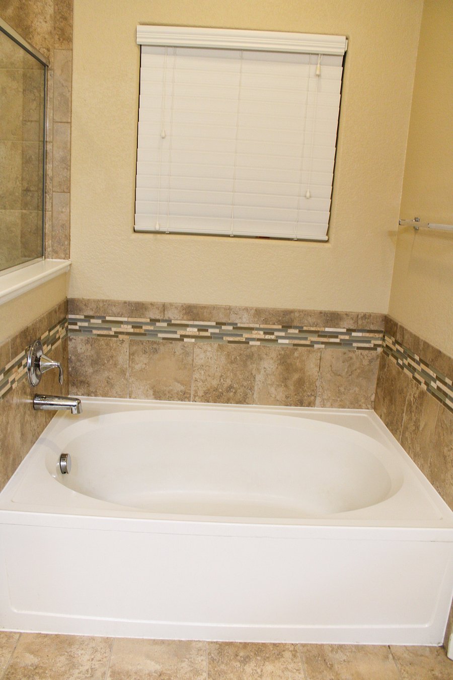 Master Bathroom-Tub