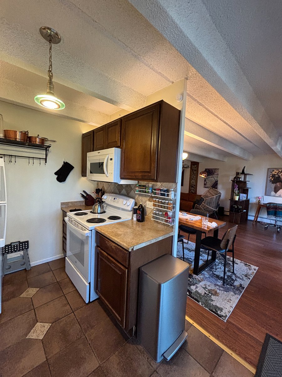 Furnished Finder property 1030370_1 photo 21