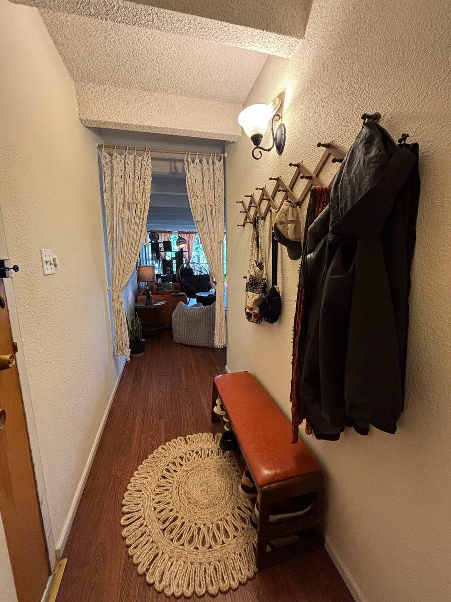 Furnished Finder property 1030370_1 photo 23