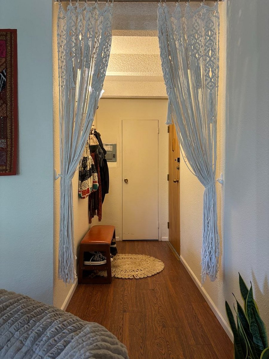 Furnished Finder property 1030370_1 photo 25