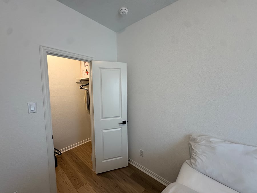 Furnished Finder property 1030377_1 photo 10