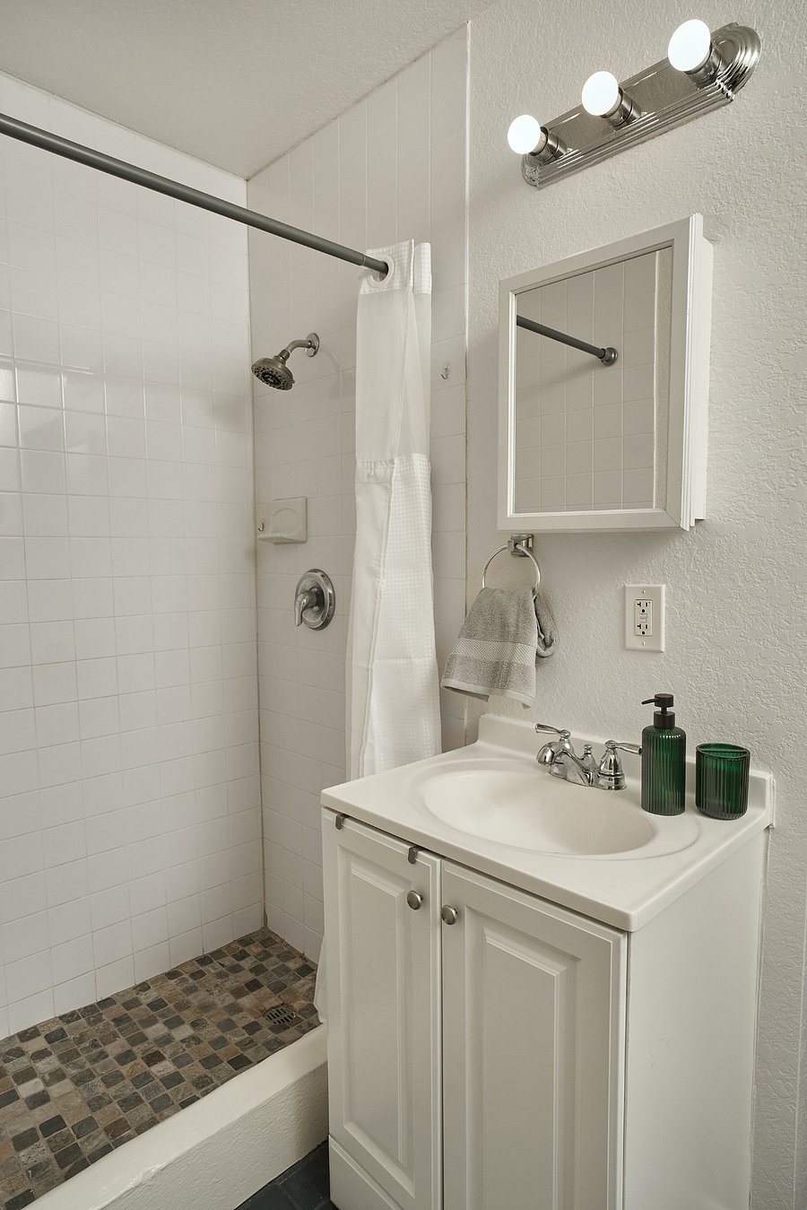 Furnished Finder property 1030396_1 photo 6