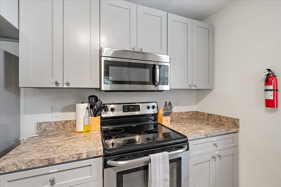 Furnished Finder property 1030426_1 photo 26