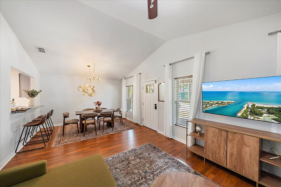 Furnished Finder property 1030426_1 photo 3