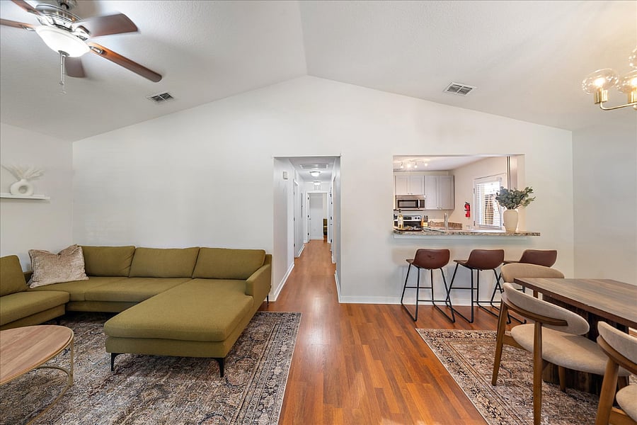 Furnished Finder property 1030426_1 photo 24