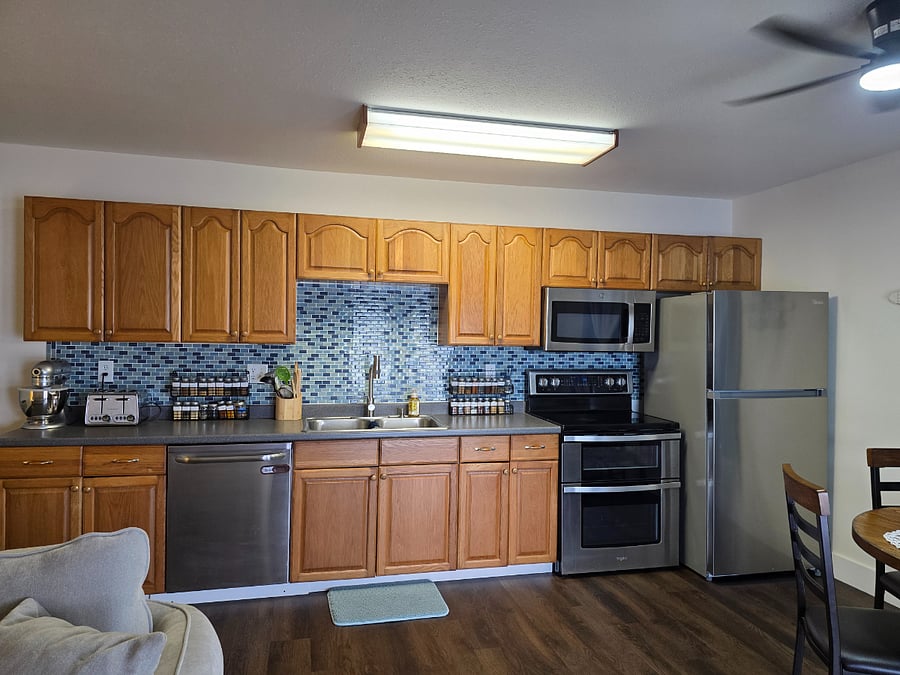 Furnished Finder property 1030428_1 photo 9