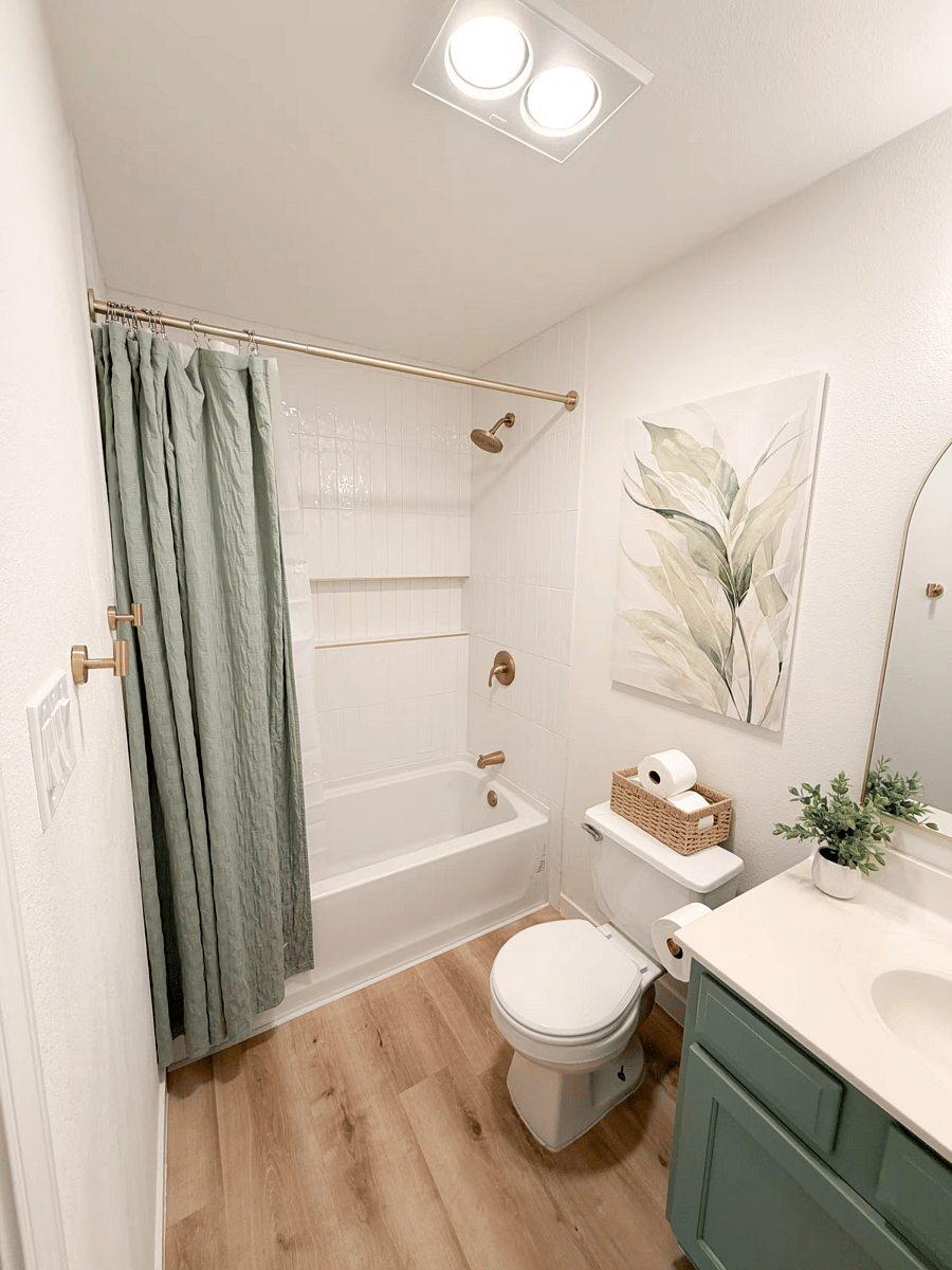 Guest Bathroom