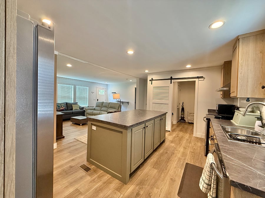Furnished Finder property 1030442_1 photo 8