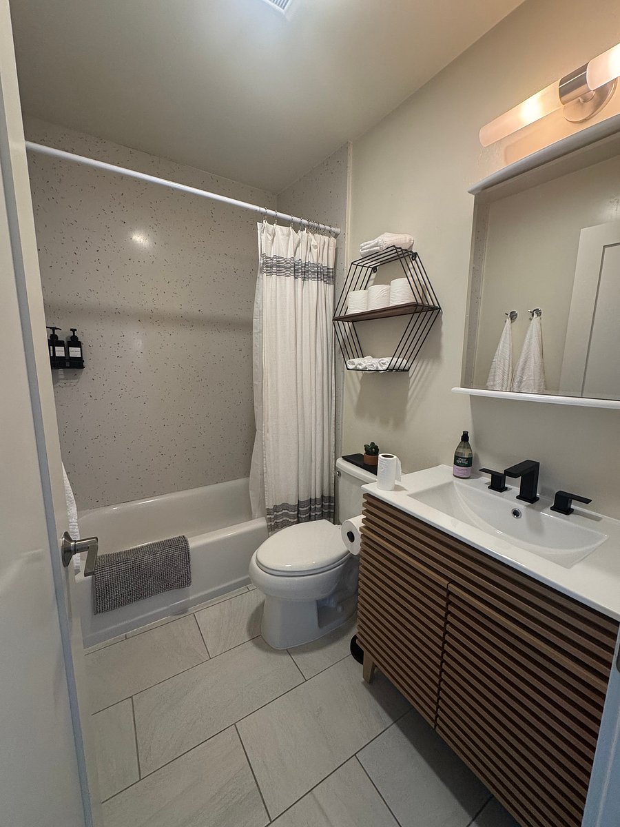 Furnished Finder property 1030471_1 photo 14