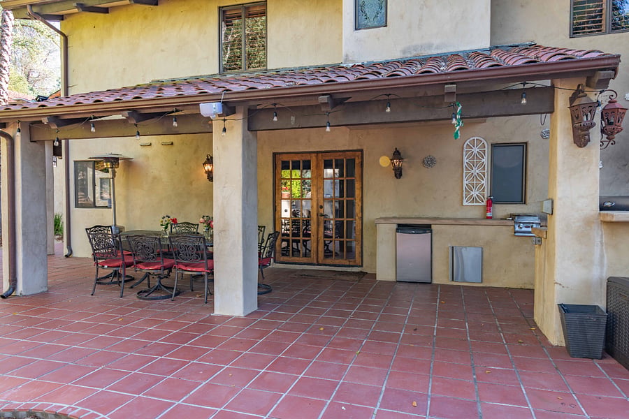 Patio area for Grand Estate