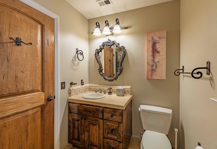 Paris Studio Bath w/Single vanity, stand-up shower