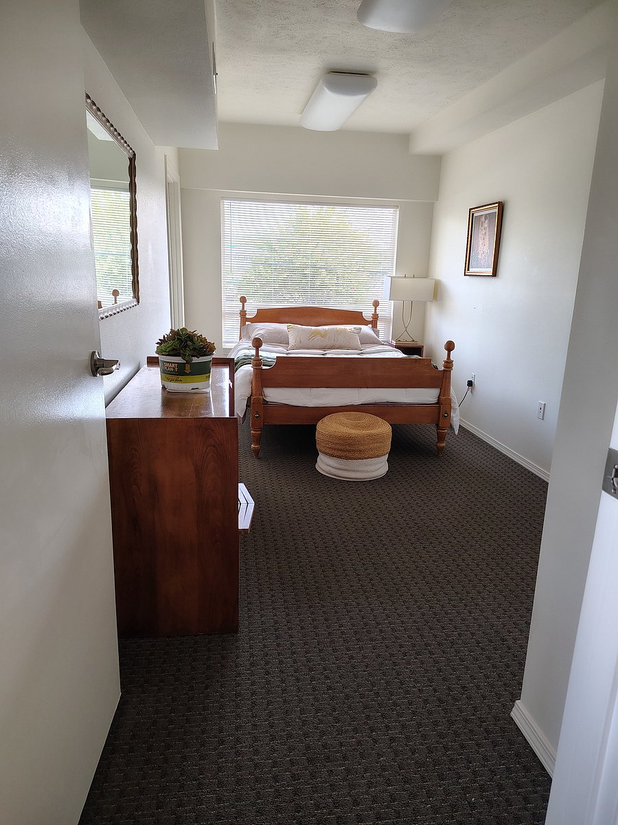 Furnished Finder property 1030496_1 photo 11