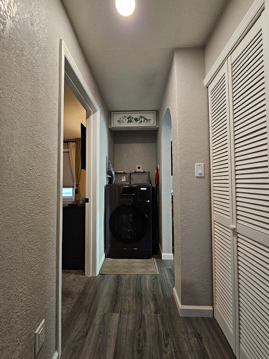 Combo Washer/Dryer Unit