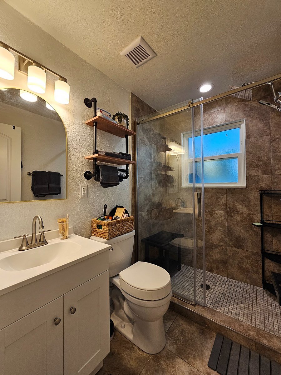 Bathroom with Rain Shower