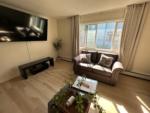 Furnished Finder property 1030553_1 photo 3