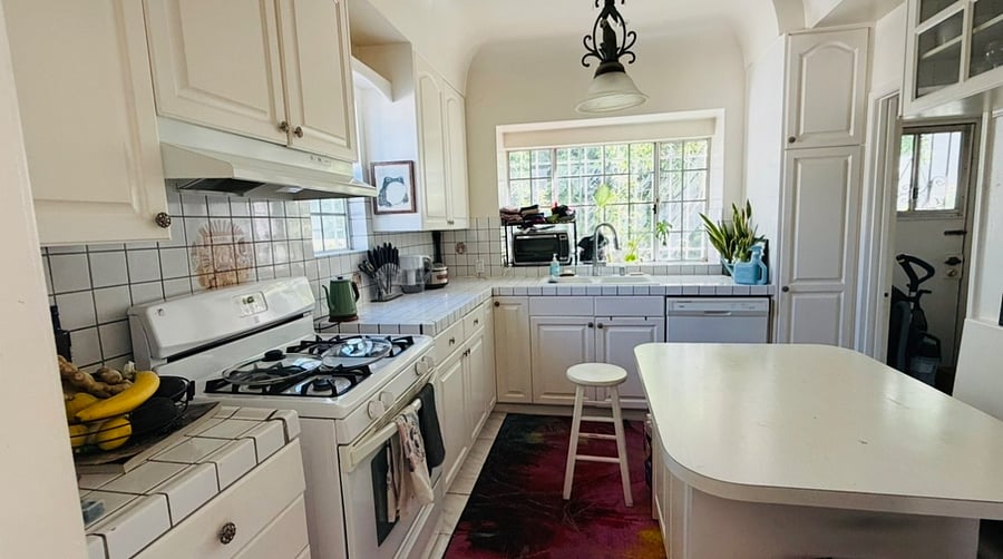 Furnished Finder property 1030575_1 photo 2