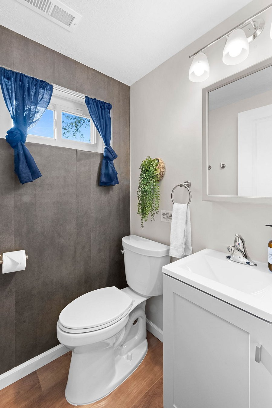 Furnished Finder property 1030597_1 photo 12