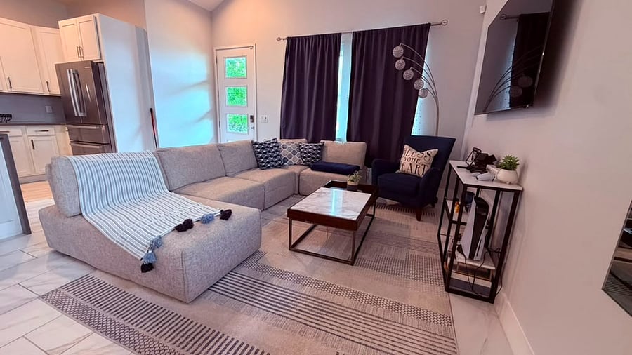 Furnished Finder property 1030648_1 photo 1