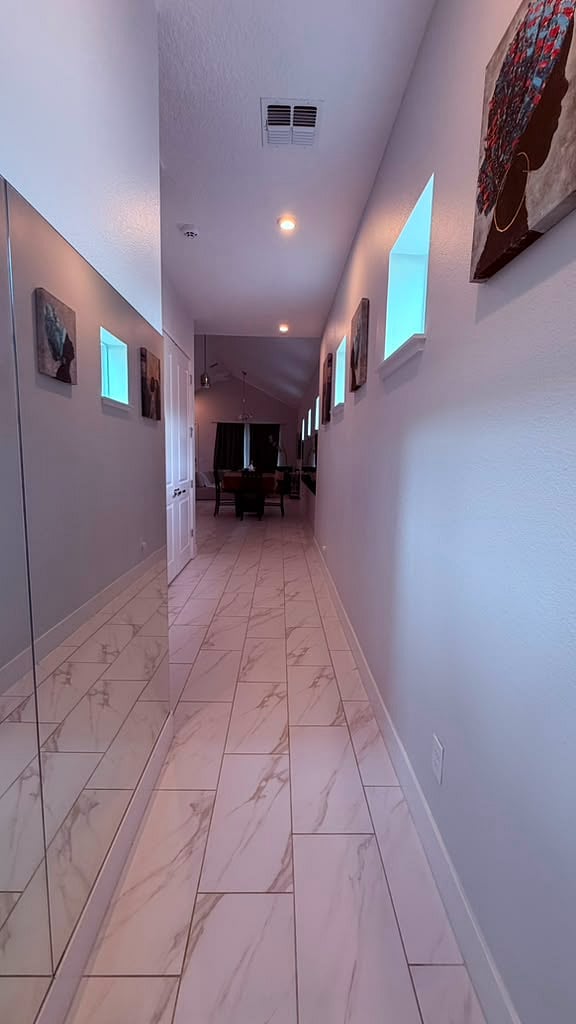 Furnished Finder property 1030648_1 photo 24