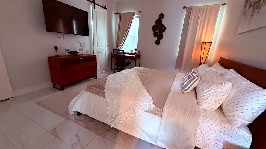 Furnished Finder property 1030648_1 photo 33