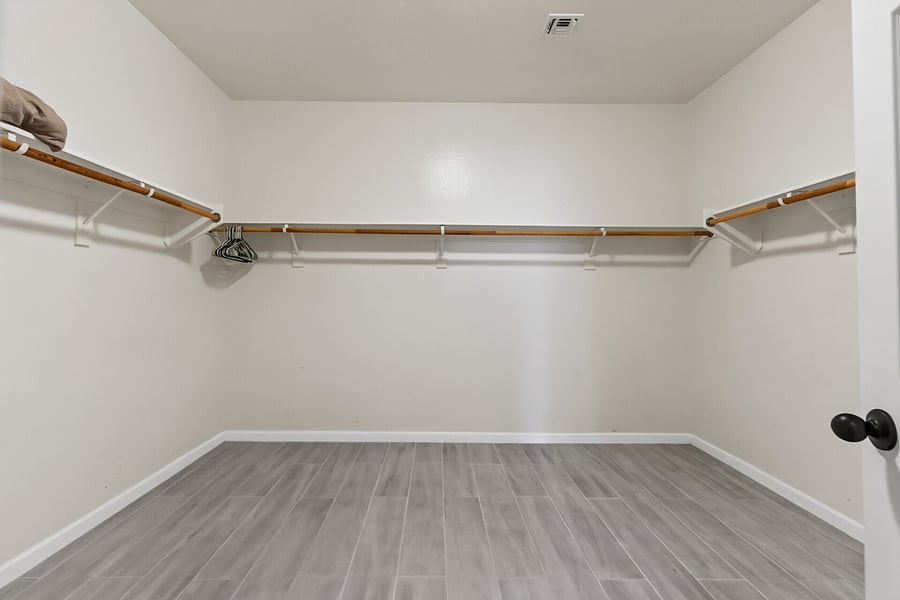 Furnished Finder property 1030668_1 photo 30