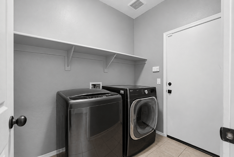 Furnished Finder property 1030668_1 photo 31