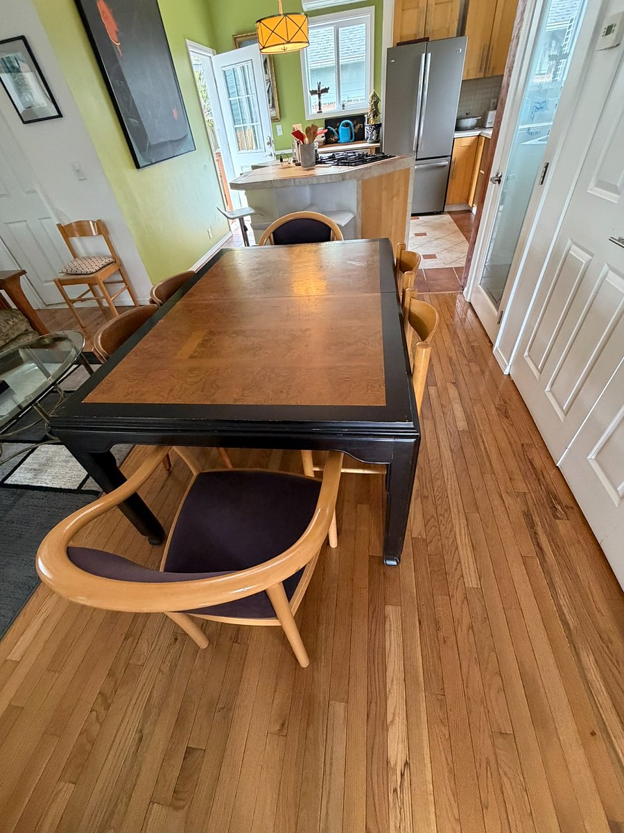 Dining table that also provides flexible work space