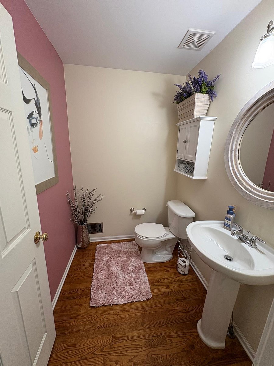 Furnished Finder property 1030698_3 photo 23