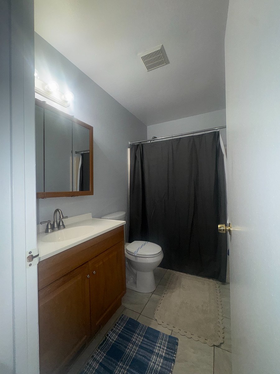 Full bathroom