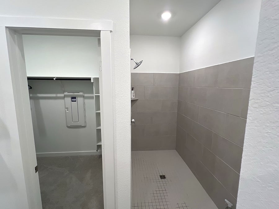 Furnished Finder property 1030744_1 photo 25