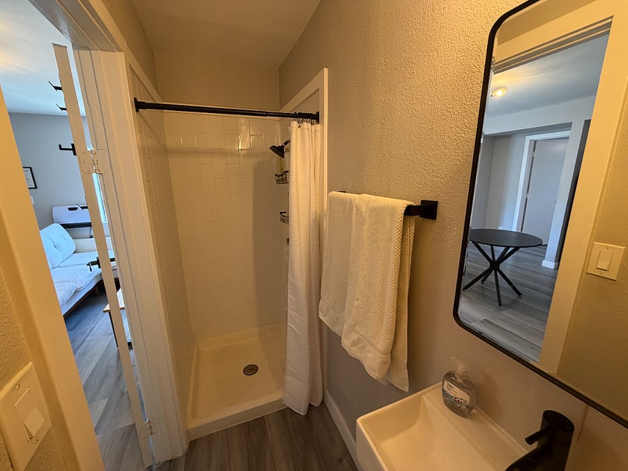 Furnished Finder property 1030769_1 photo 8