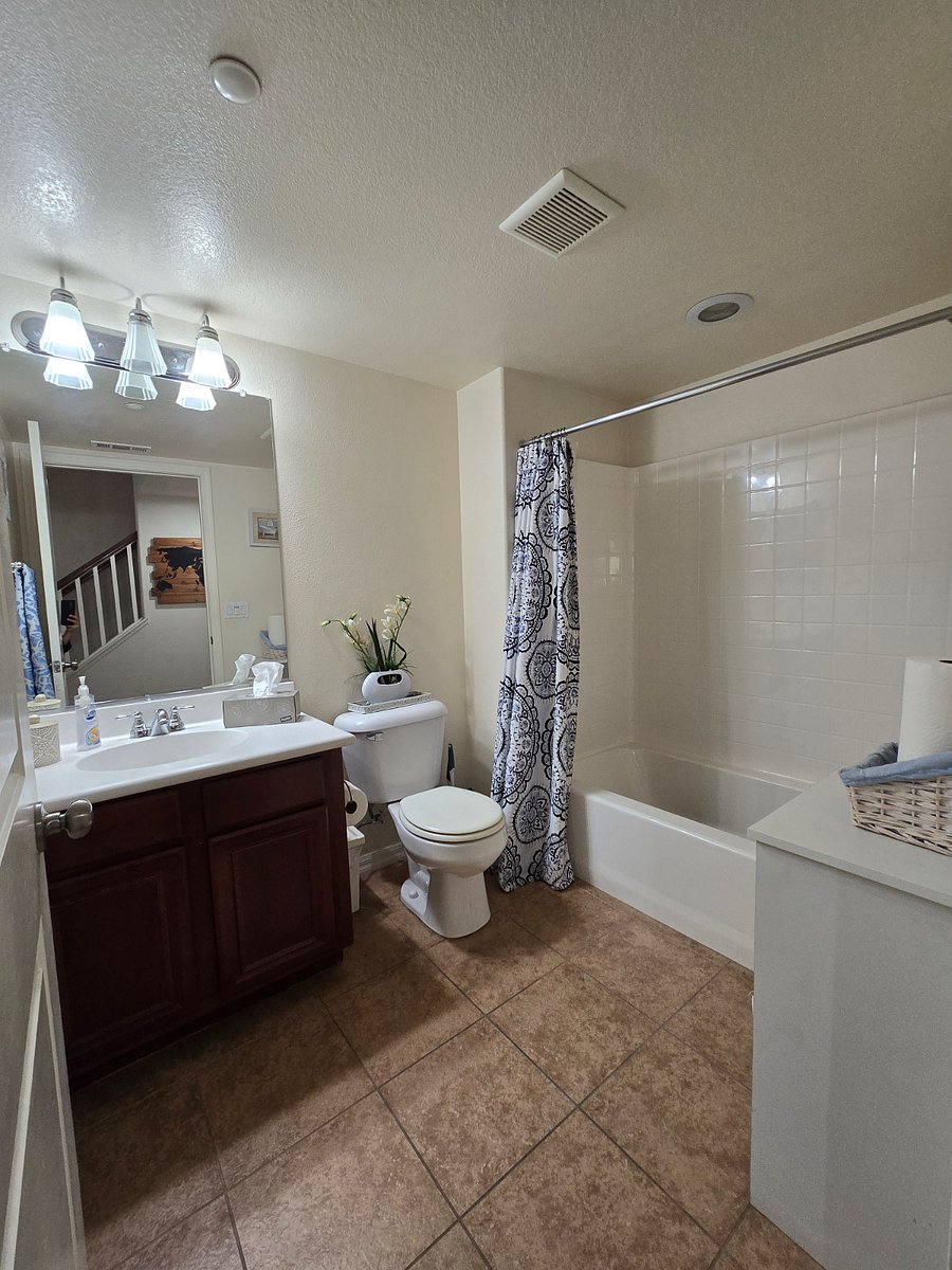 loft home office full bathroom
